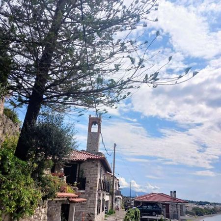 Stone Clock'S House Apartamento Nafpaktos Exterior foto