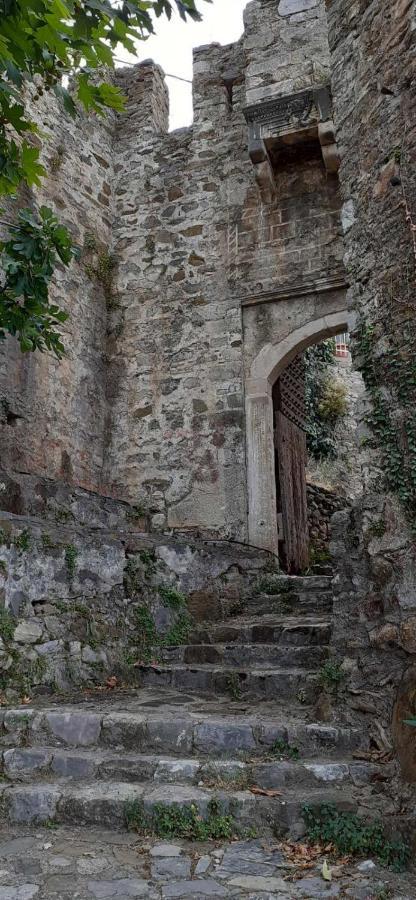 Stone Clock'S House Apartamento Nafpaktos Exterior foto