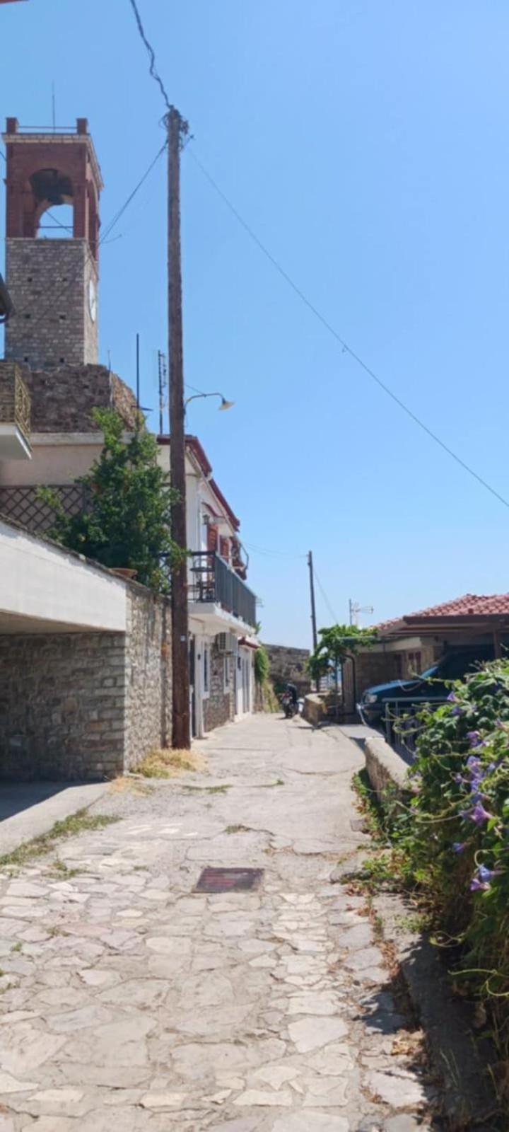 Stone Clock'S House Apartamento Nafpaktos Exterior foto